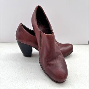 Born Concept Womens Leather Ankle Bootie Shoes Size 5 Casual Preppy Everyday
